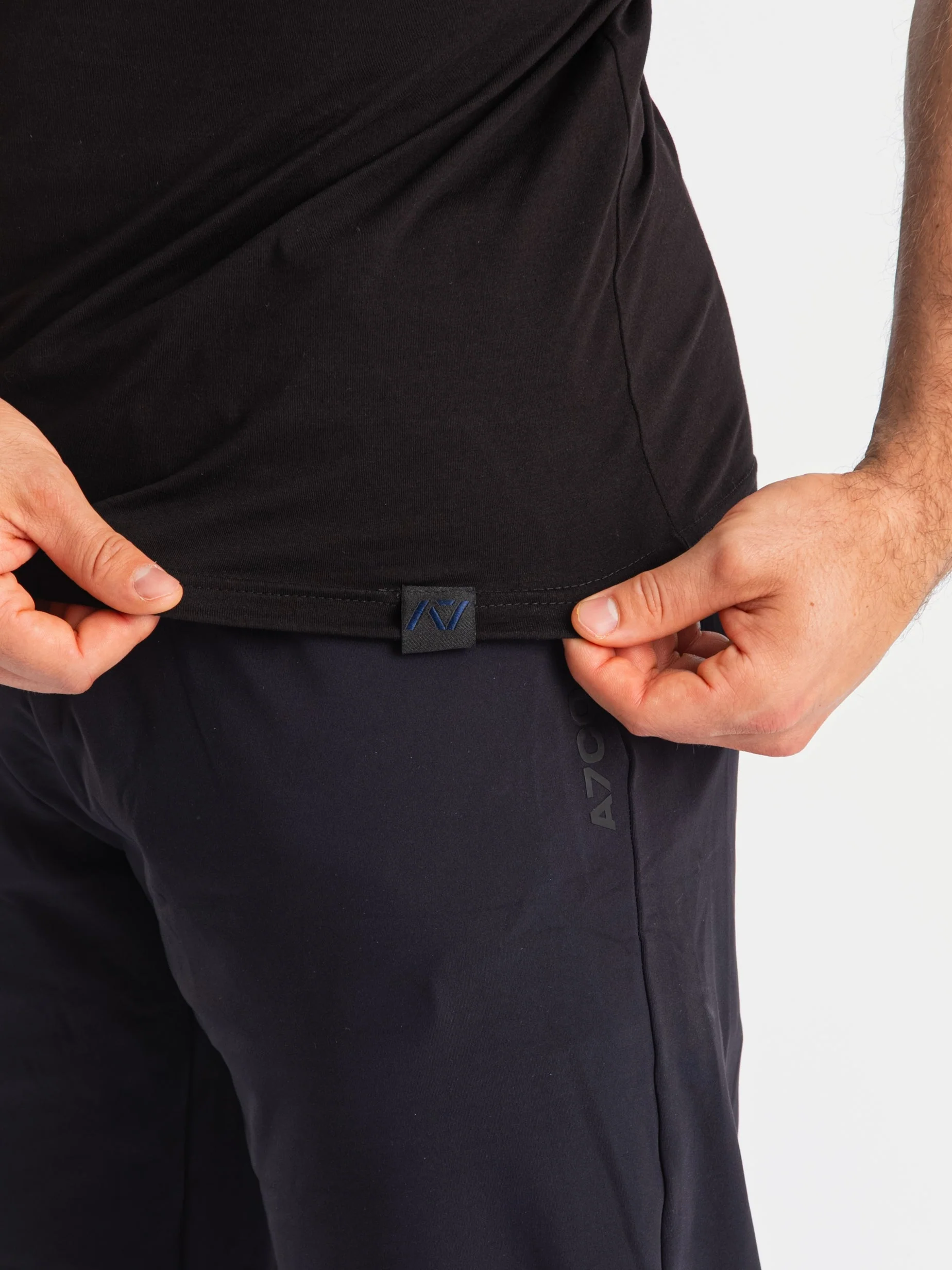 True-Fit Men's Non Bar Grip V-Neck - Stealth - Image 5